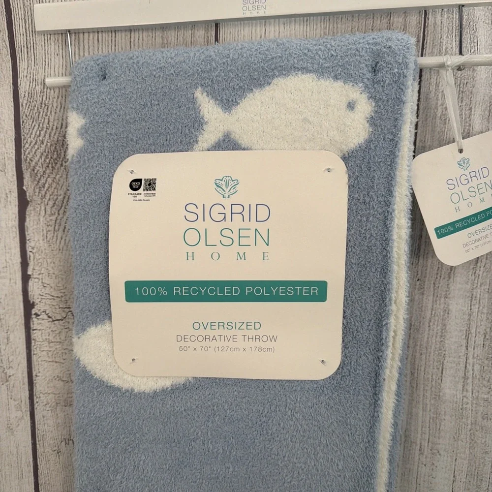 Sigrid Olsen Throw Blanket 50x70 Light Blue White Fish Seashore Nautical Beach